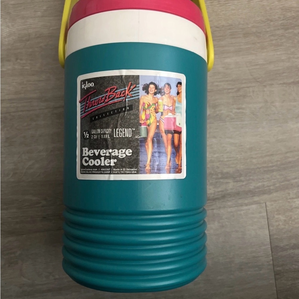 Igloo Turquoise and Pink Beverage Cooler